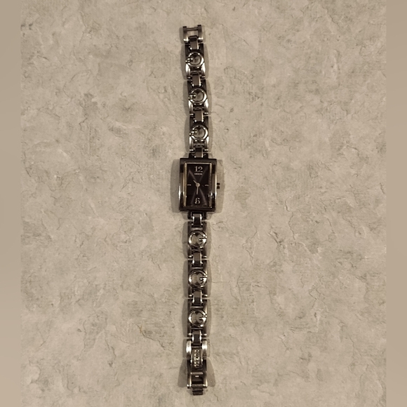 GUESS WOMEN'S SILVER TONE "G" LINK WATCH WITH BLACK DIAL LINK EXTENTION G66551L - Picture 10 of 12